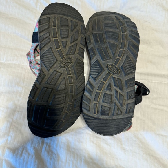 Chaco Watermelon Sandals - Size 8 - Picture 5 of 8
